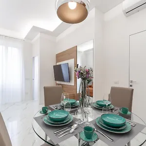 milano-duomo-cozy-apartment.it-lombardy.com/